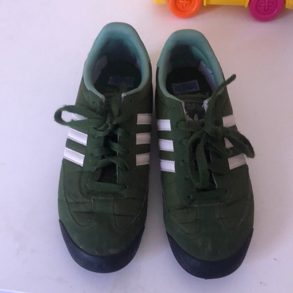 adidas dragon vintage green